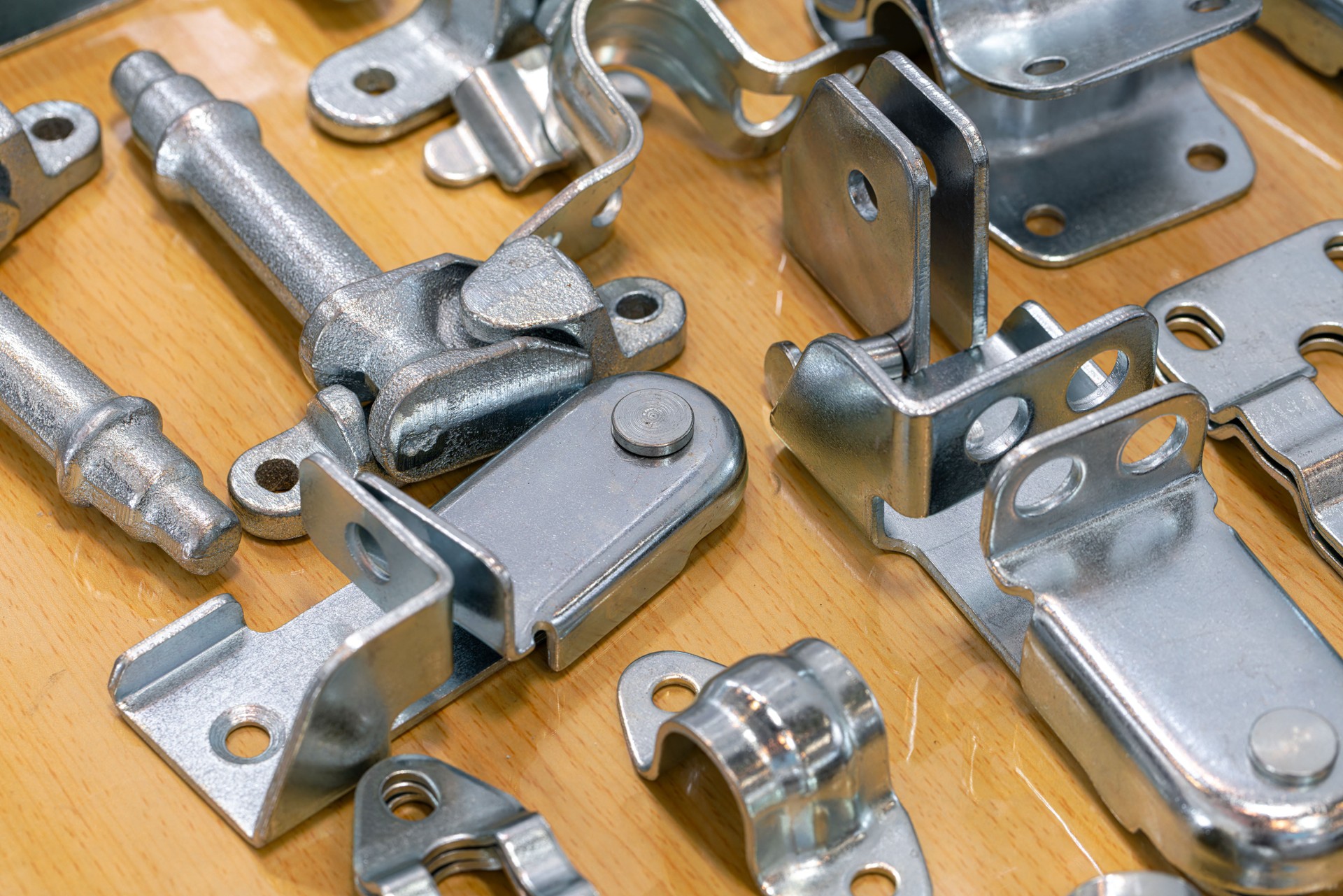 Machine parts: various auto parts